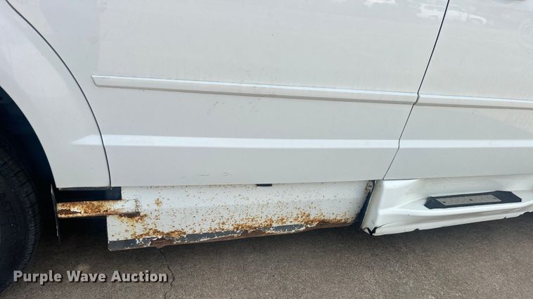 image for item DO6701 2016 Dodge Grand Caravan handicap accessible van