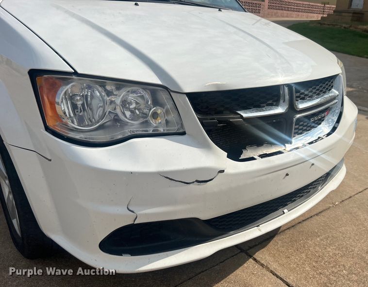 image for item DO6701 2016 Dodge Grand Caravan handicap accessible van