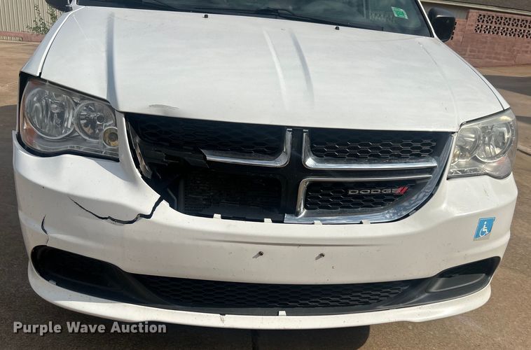 image for item DO6701 2016 Dodge Grand Caravan handicap accessible van
