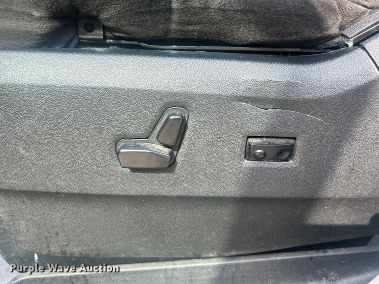 image for item DO6701 2016 Dodge Grand Caravan handicap accessible van