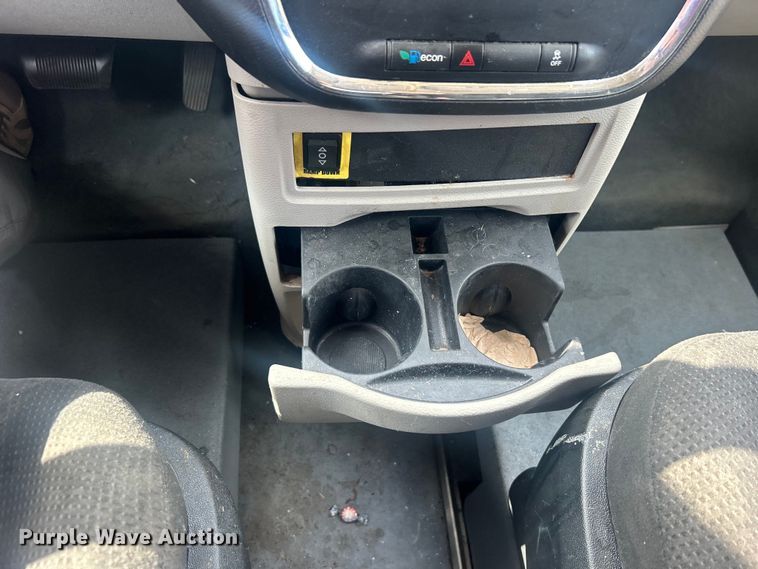 image for item DO6701 2016 Dodge Grand Caravan handicap accessible van