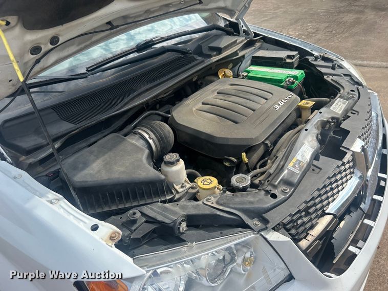 image for item DO6701 2016 Dodge Grand Caravan handicap accessible van