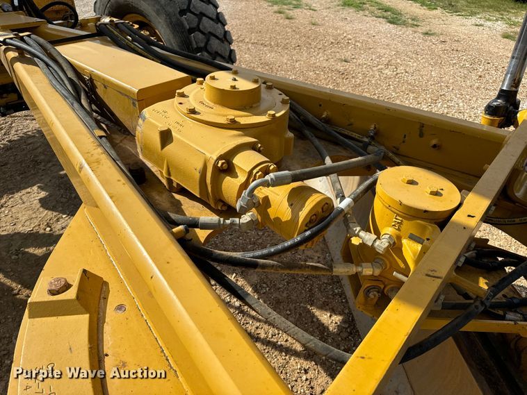image for item DP6676 2016 Caterpillar  12M3 AWD motor grader