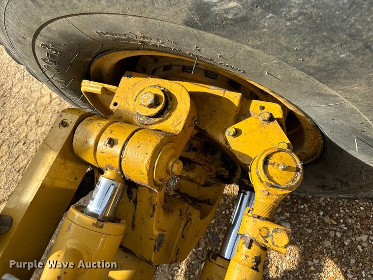 image for item DP6676 2016 Caterpillar  12M3 AWD motor grader