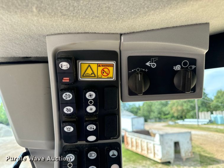 image for item DP6676 2016 Caterpillar  12M3 AWD motor grader