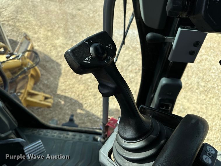 image for item DP6676 2016 Caterpillar  12M3 AWD motor grader