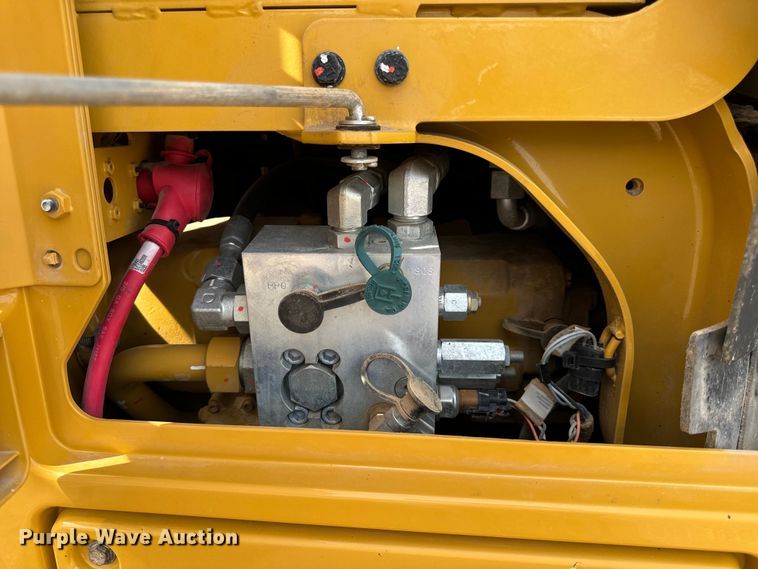 image for item DP6676 2016 Caterpillar  12M3 AWD motor grader