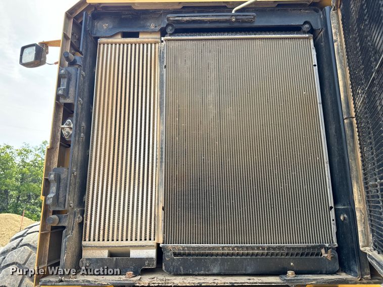 image for item DP6676 2016 Caterpillar  12M3 AWD motor grader