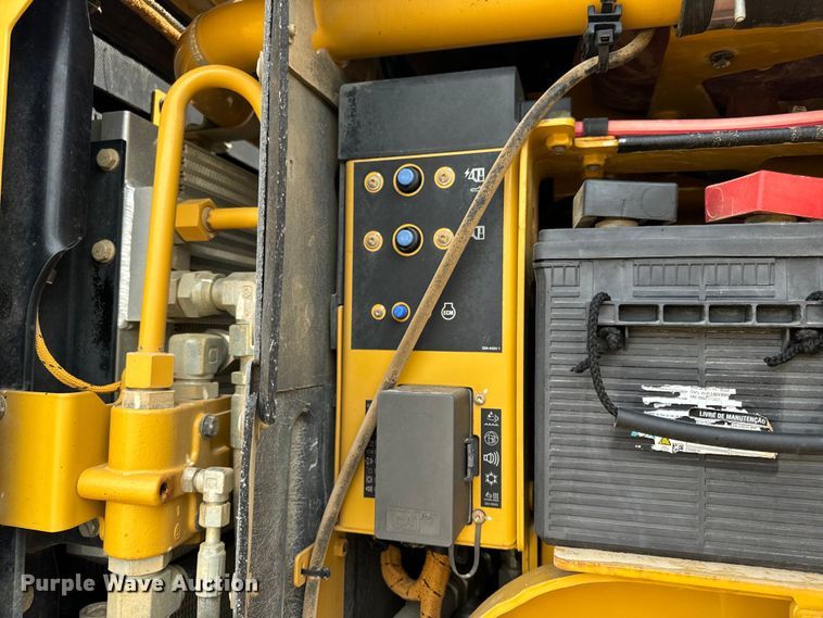 image for item DP6676 2016 Caterpillar  12M3 AWD motor grader