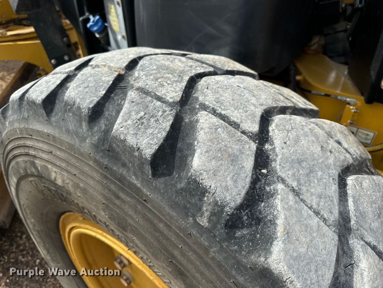 image for item DP6676 2016 Caterpillar  12M3 AWD motor grader