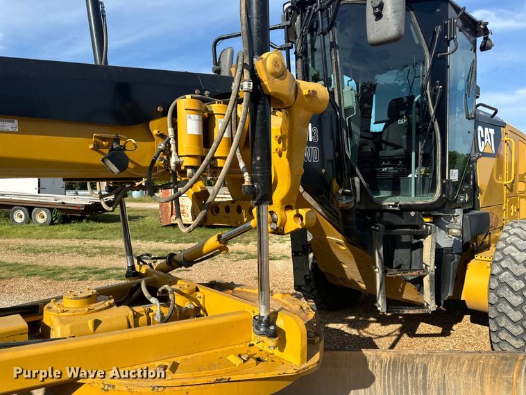 image for item DP6677 2016 Caterpillar  12M3 AWD motor grader
