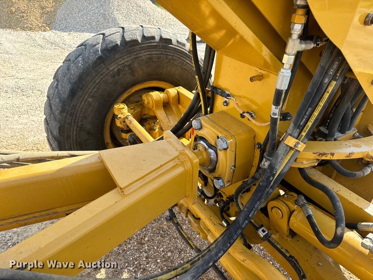 image for item DP6677 2016 Caterpillar  12M3 AWD motor grader