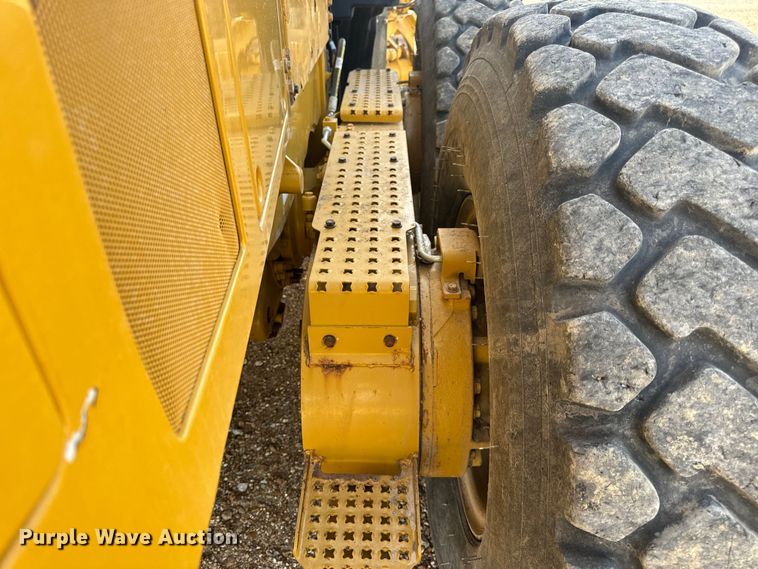 image for item DP6677 2016 Caterpillar  12M3 AWD motor grader