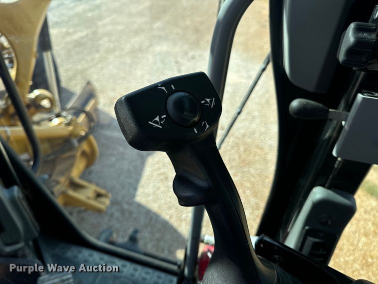 image for item DP6677 2016 Caterpillar  12M3 AWD motor grader