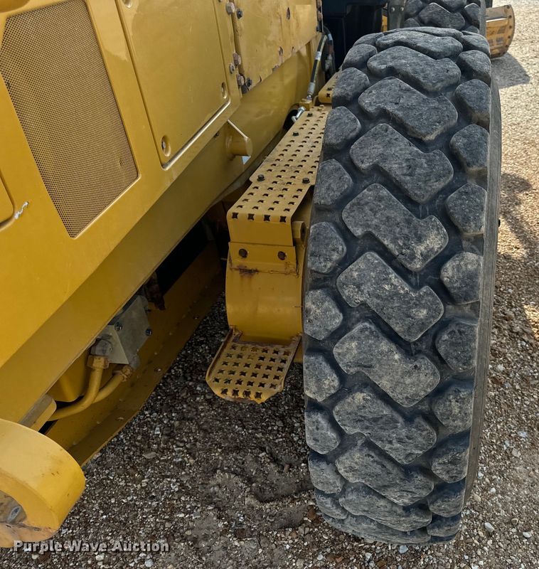 image for item DP6677 2016 Caterpillar  12M3 AWD motor grader