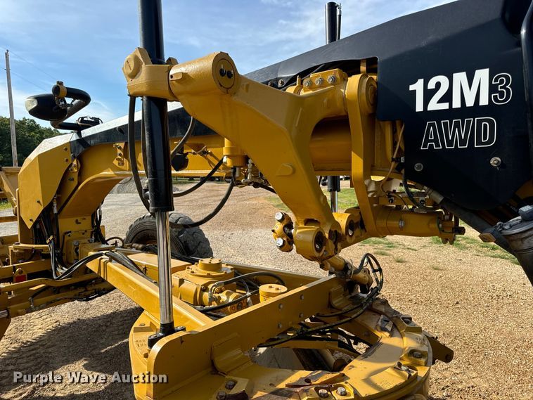 image for item DP6678 2016 Caterpillar  12M3 AWD motor grader