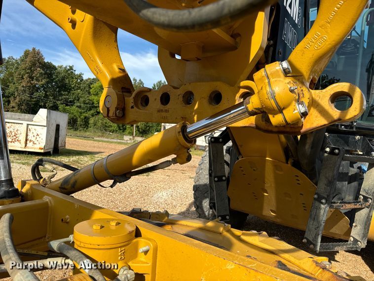 image for item DP6678 2016 Caterpillar  12M3 AWD motor grader