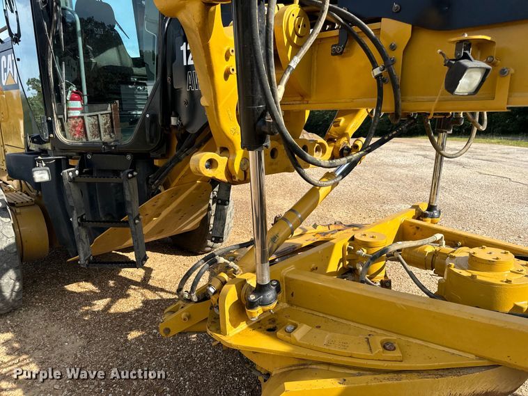 image for item DP6678 2016 Caterpillar  12M3 AWD motor grader