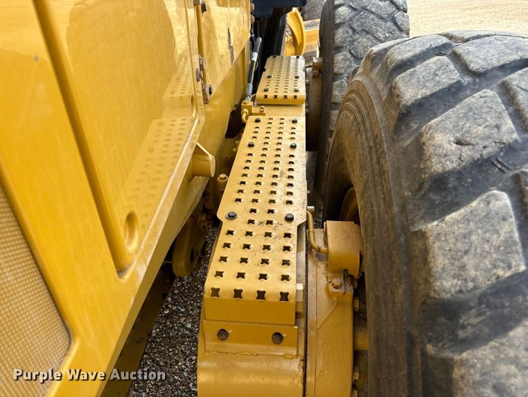 image for item DP6678 2016 Caterpillar  12M3 AWD motor grader