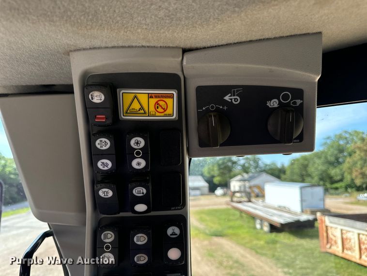 image for item DP6678 2016 Caterpillar  12M3 AWD motor grader