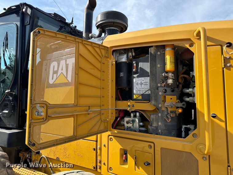 image for item DP6678 2016 Caterpillar  12M3 AWD motor grader