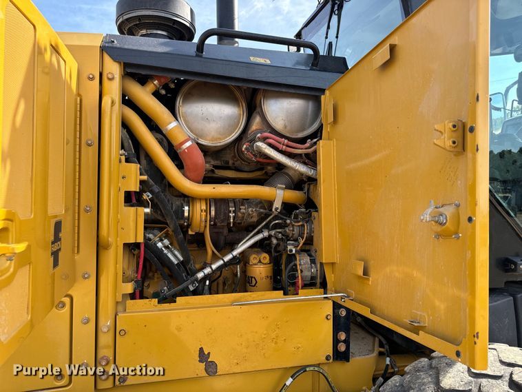 image for item DP6678 2016 Caterpillar  12M3 AWD motor grader