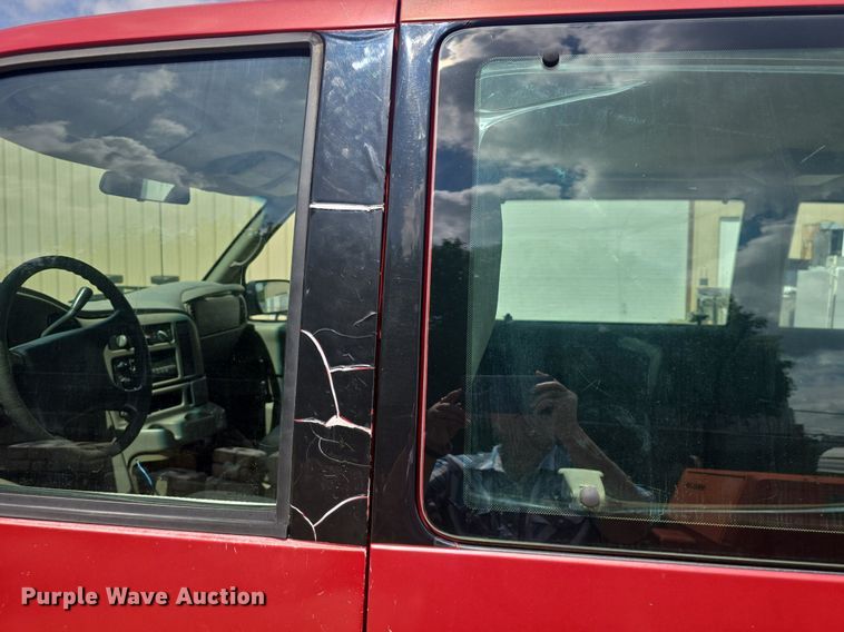 image for item DQ4616 1998 Chevrolet Astro van