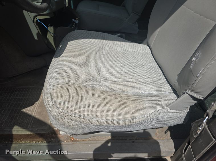 image for item DQ4616 1998 Chevrolet Astro van