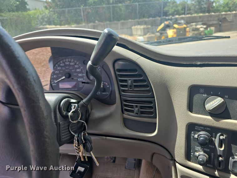 image for item DQ4616 1998 Chevrolet Astro van