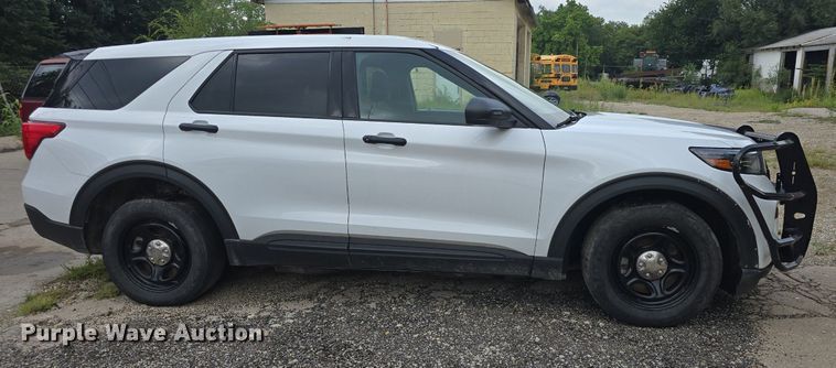 image for item DQ4617 2020 Ford Explorer Police Interceptor  SUV