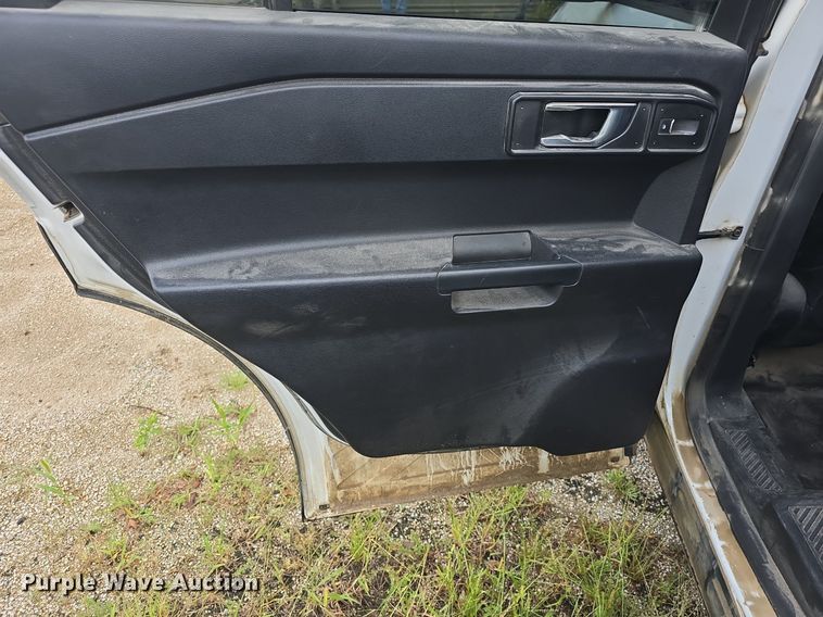 image for item DQ4617 2020 Ford Explorer Police Interceptor  SUV