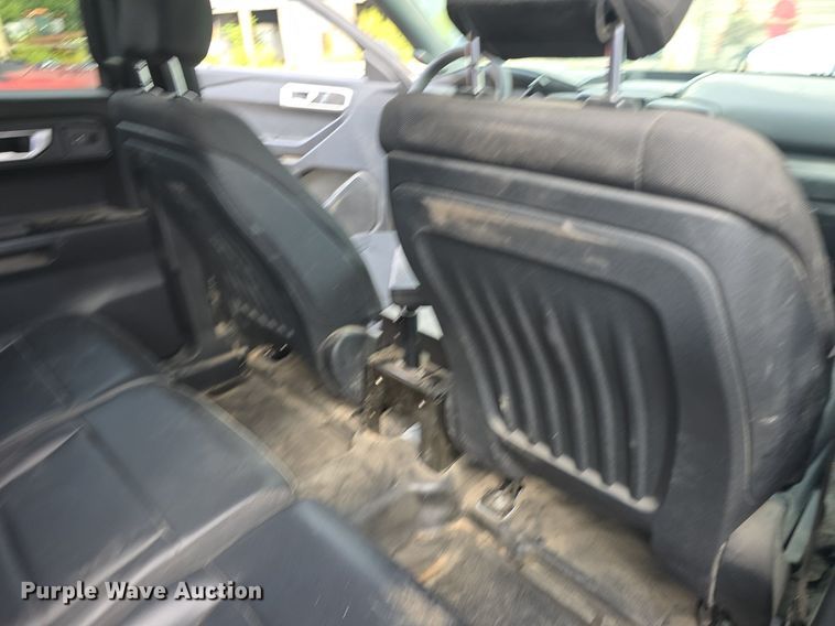 image for item DQ4617 2020 Ford Explorer Police Interceptor  SUV