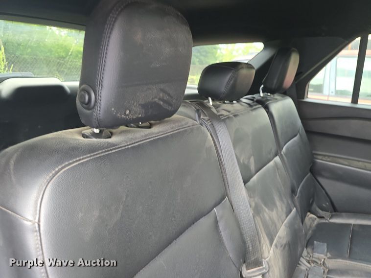 image for item DQ4617 2020 Ford Explorer Police Interceptor  SUV