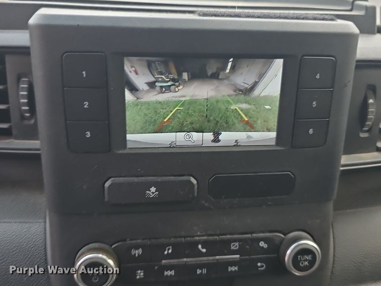 image for item DQ4618 2020 Ford Explorer Police Interceptor  SUV