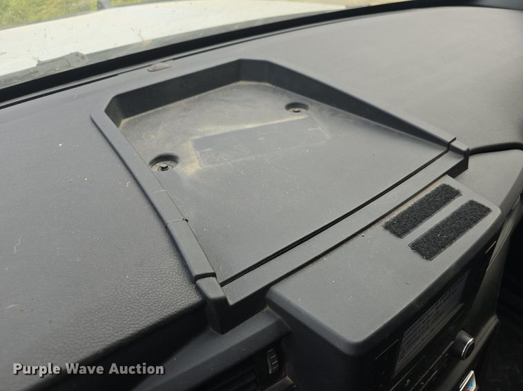 image for item DQ4618 2020 Ford Explorer Police Interceptor  SUV