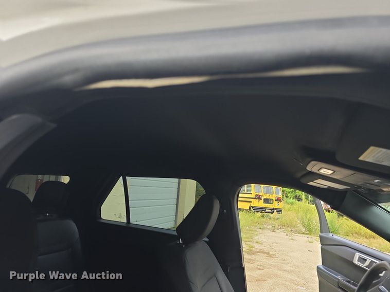 image for item DQ4618 2020 Ford Explorer Police Interceptor  SUV