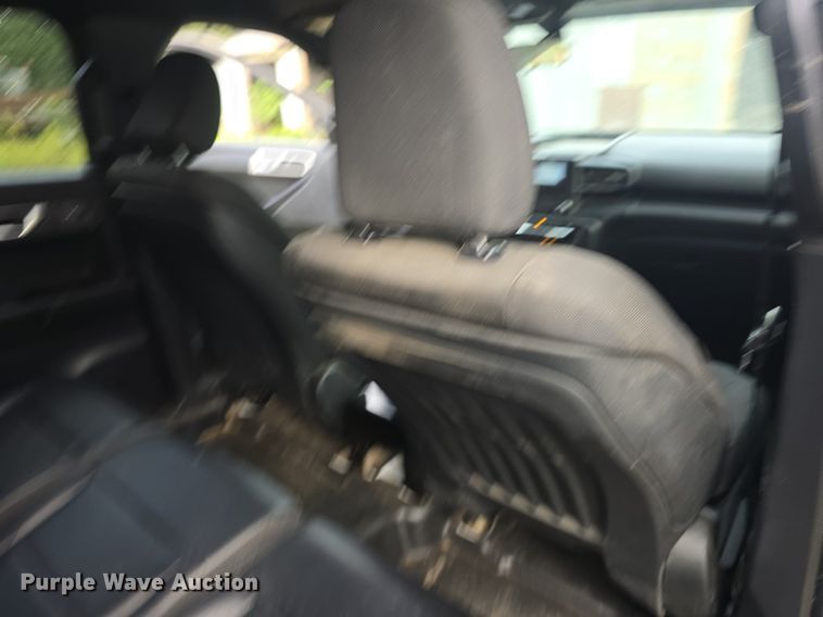 image for item DQ4618 2020 Ford Explorer Police Interceptor  SUV