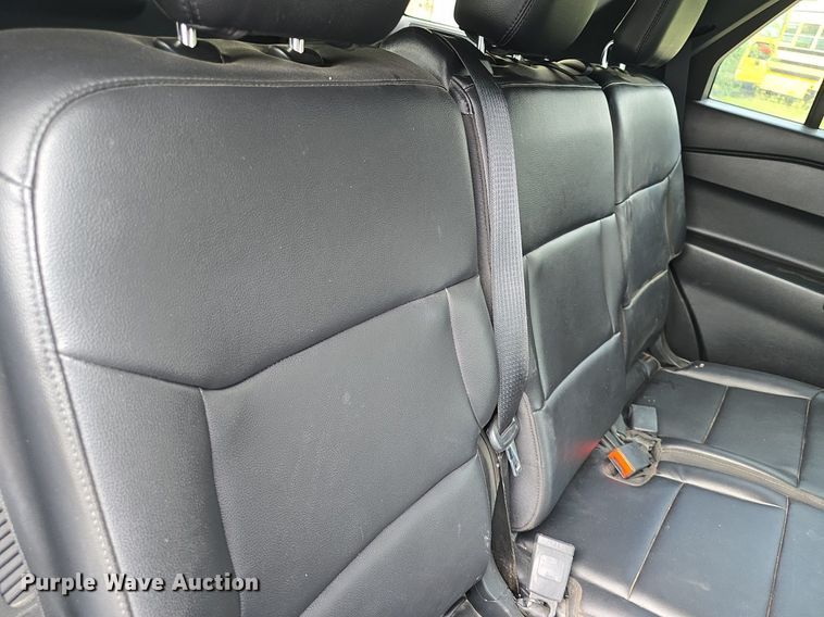 image for item DQ4618 2020 Ford Explorer Police Interceptor  SUV