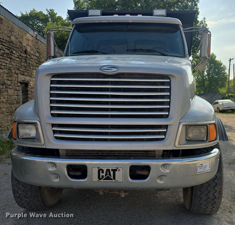 image for item DQ4620 2000 Sterling LT9500 dump truck