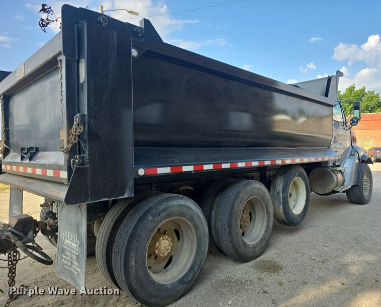 image for item DQ4620 2000 Sterling LT9500 dump truck