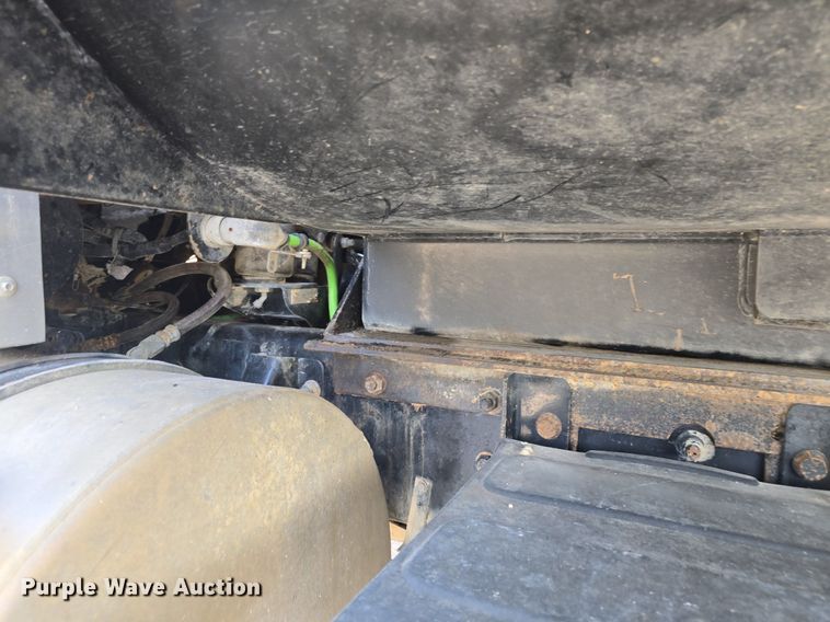 image for item DQ4620 2000 Sterling LT9500 dump truck