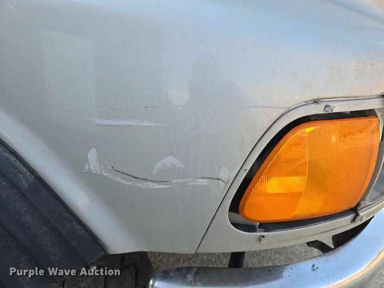 image for item DQ4620 2000 Sterling LT9500 dump truck