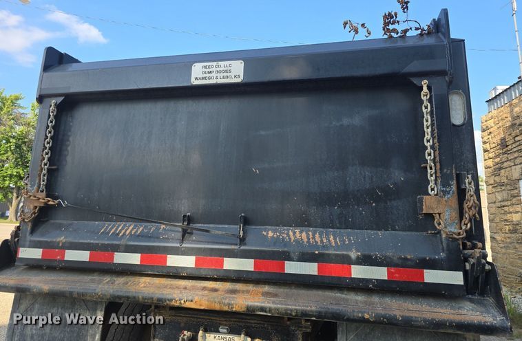 image for item DQ4620 2000 Sterling LT9500 dump truck