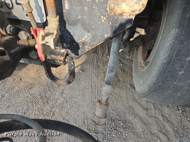 image for item DQ4620 2000 Sterling LT9500 dump truck