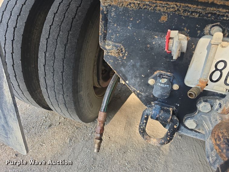 image for item DQ4620 2000 Sterling LT9500 dump truck