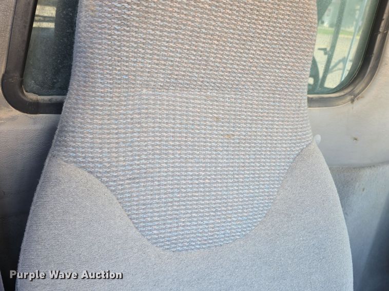 image for item DQ4620 2000 Sterling LT9500 dump truck