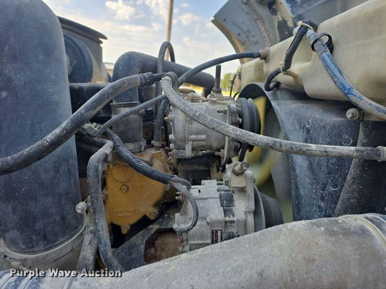 image for item DQ4620 2000 Sterling LT9500 dump truck