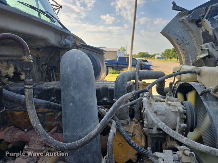 image for item DQ4620 2000 Sterling LT9500 dump truck