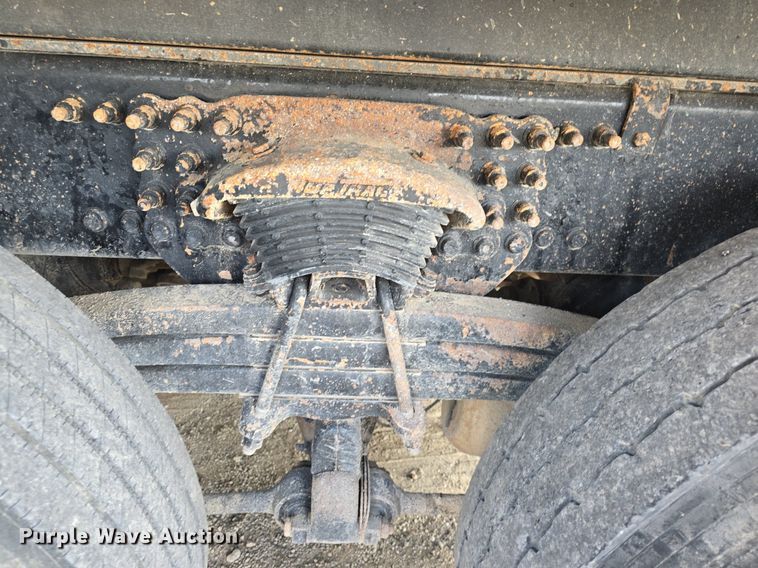 image for item DQ4620 2000 Sterling LT9500 dump truck