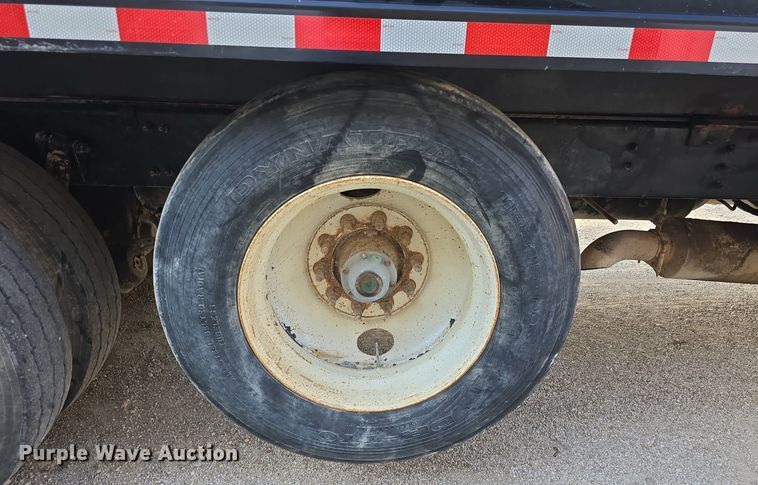 image for item DQ4620 2000 Sterling LT9500 dump truck